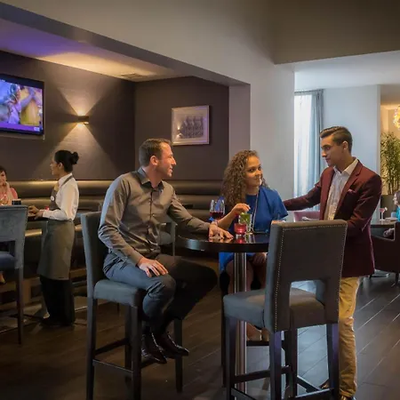Maldron Dublin Airport Szálloda 4*