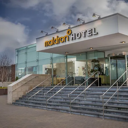 Maldron Dublin Airport 4*