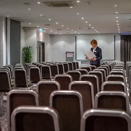 Szálloda Maldron Dublin Airport