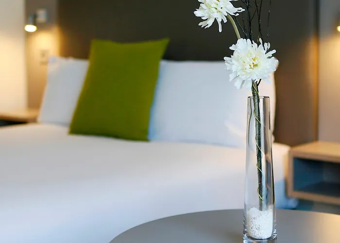 Maldron Dublin Airport 4*