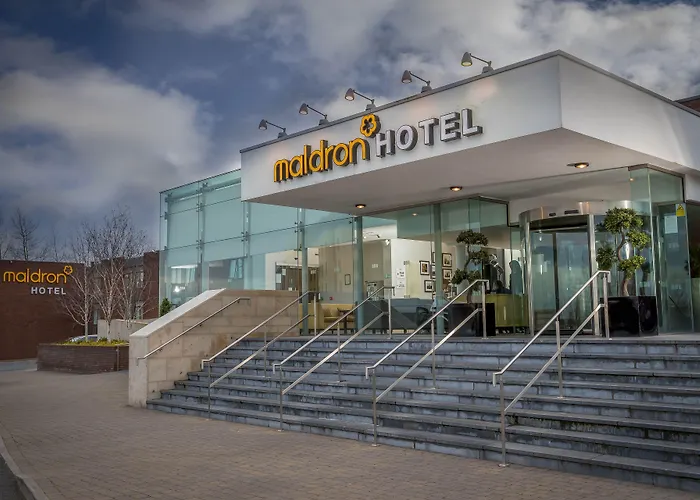 Maldron Dublin Airport 4*