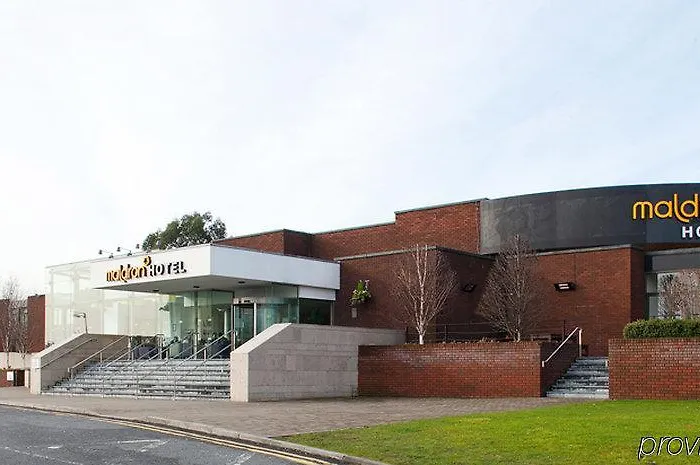 Отель Maldron Dublin Airport 4*
