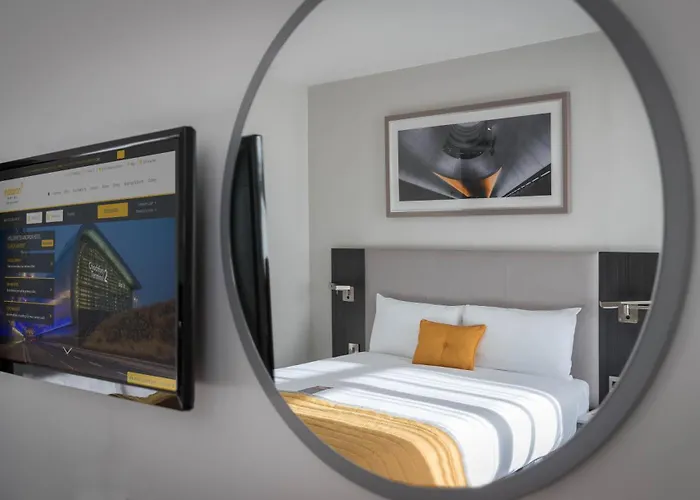 Maldron Dublin Airport 4*