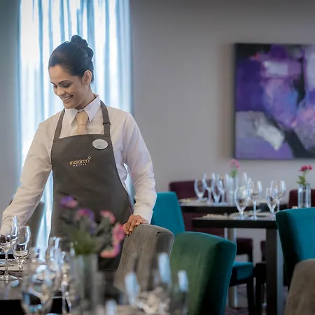 Maldron Dublin Airport 4*